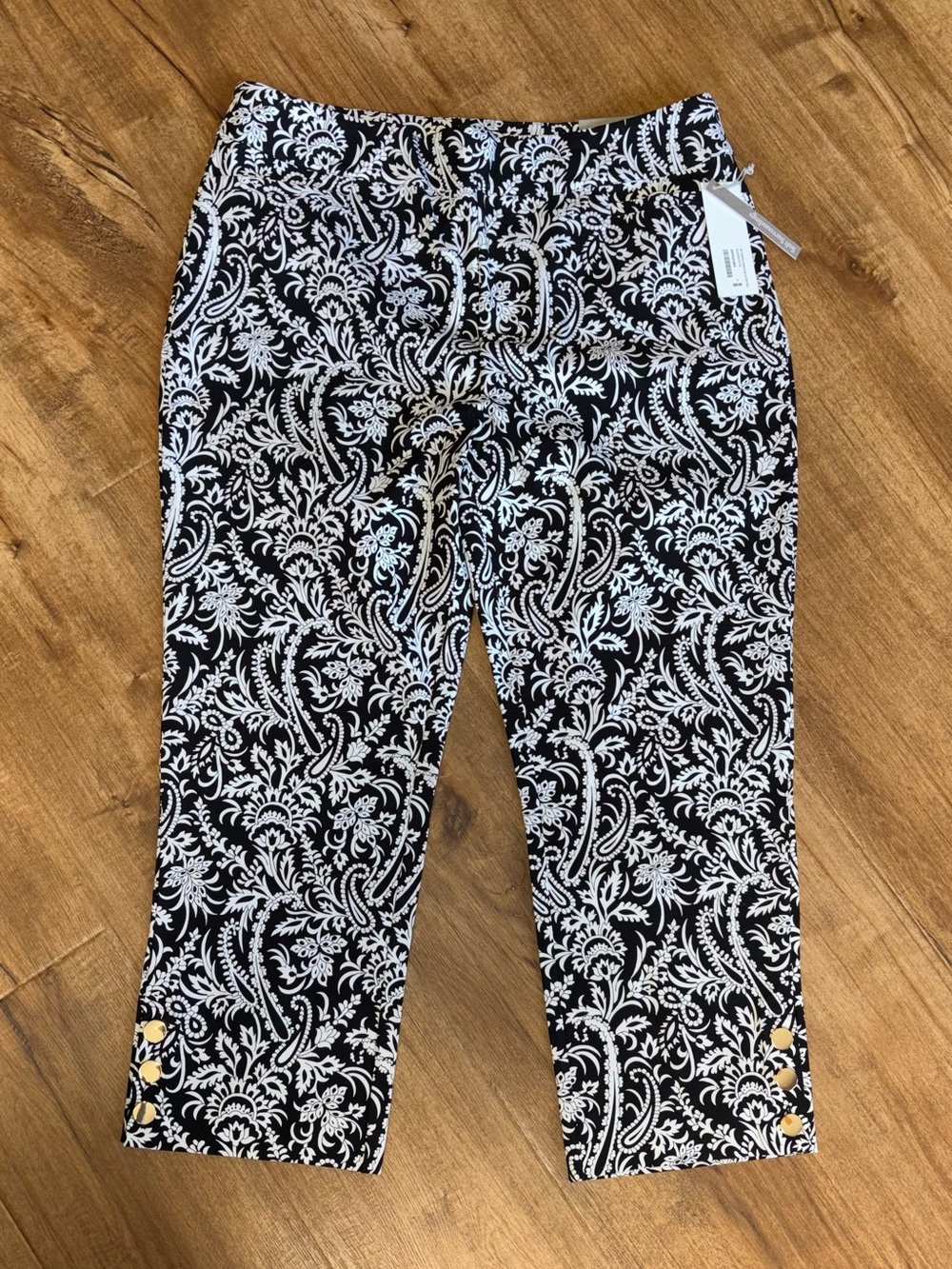 New! Soft Surroundings Black & White Paisley Cropped Pullon Pants sz Large